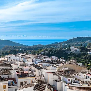 https://casa-camelia.1costadelsol.com